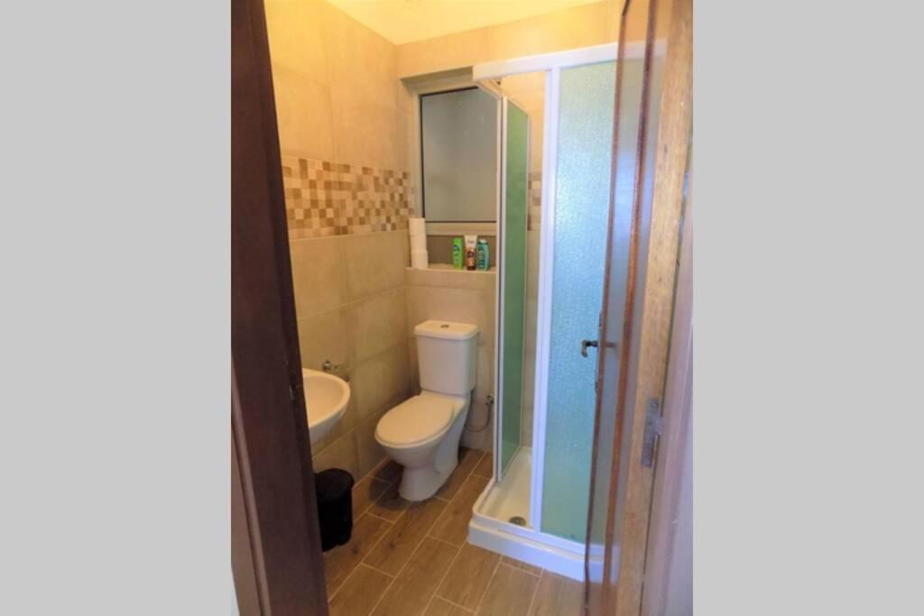 Sunshine Holiday Apartment 5 With Spectacular Seaviews خليج سانت بول المظهر الخارجي الصورة