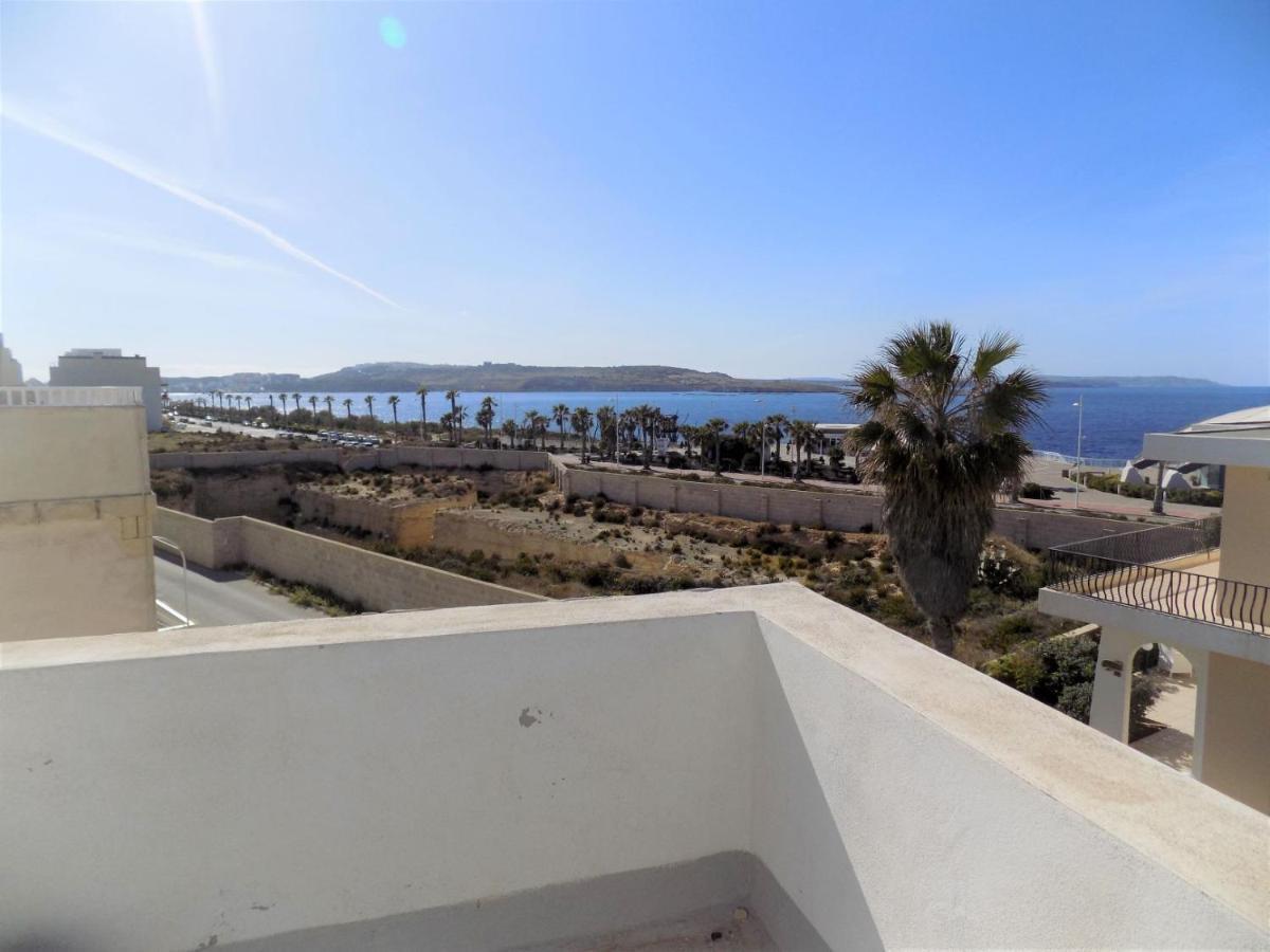 Sunshine Holiday Apartment 5 With Spectacular Seaviews خليج سانت بول المظهر الخارجي الصورة